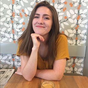 Meet your Posher, Danielle